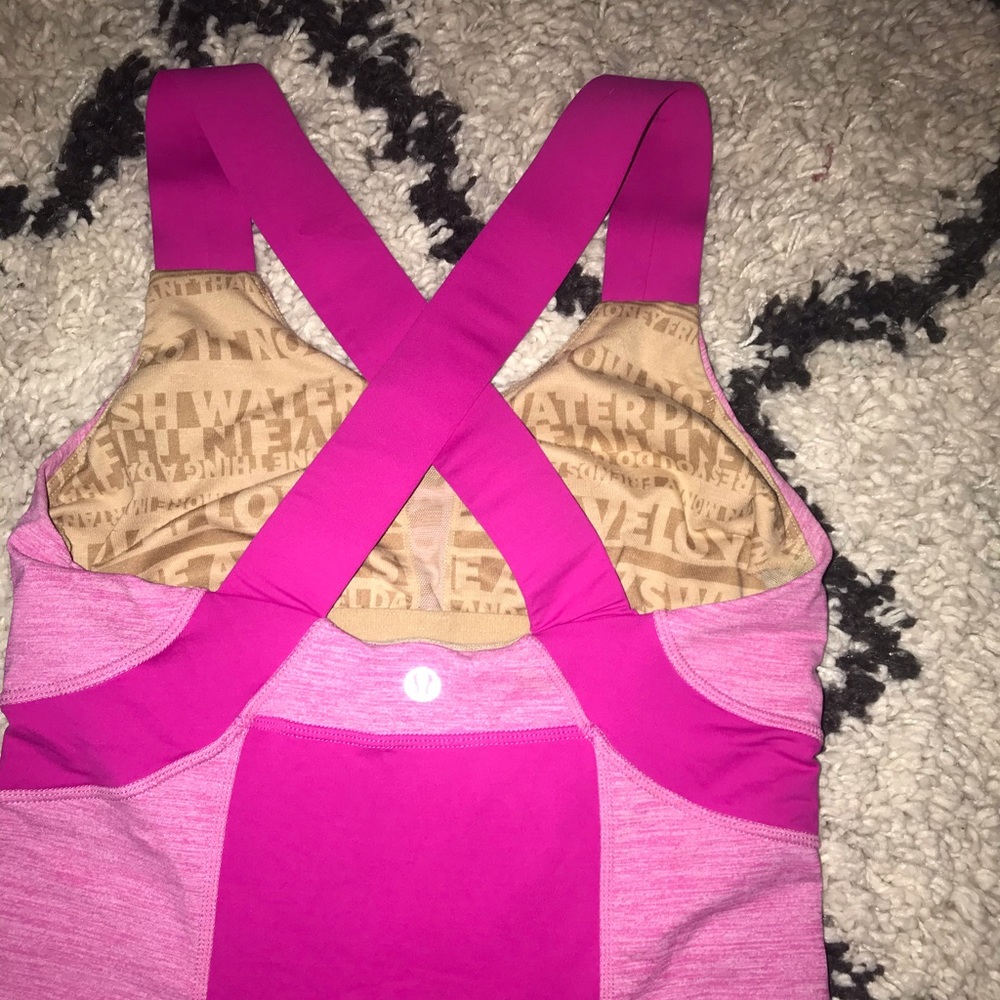 Lululemon tank